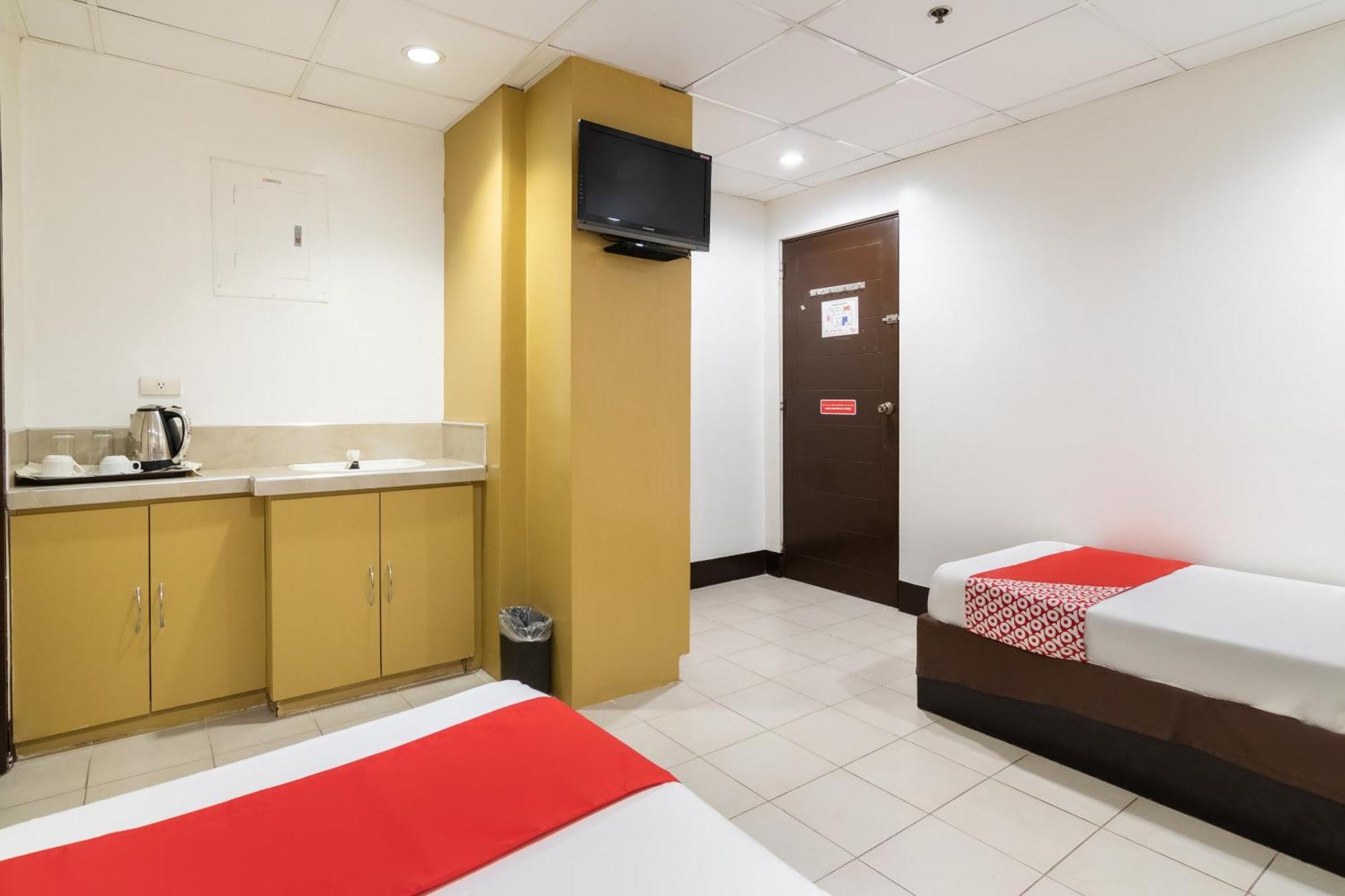 Orange Nest Hotel Манила Экстерьер фото