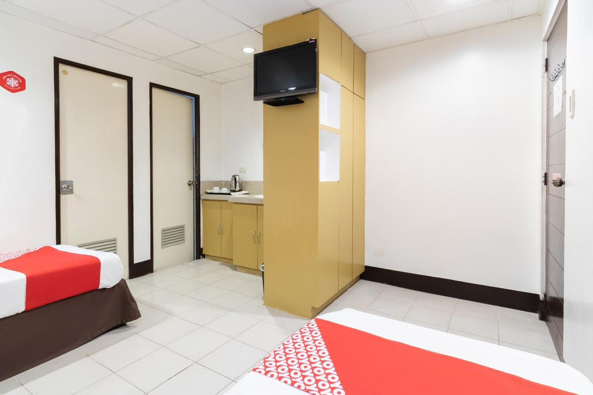 Orange Nest Hotel Манила Экстерьер фото